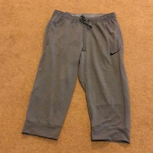 Nike 3/4ths Pro Training Pants Sz M